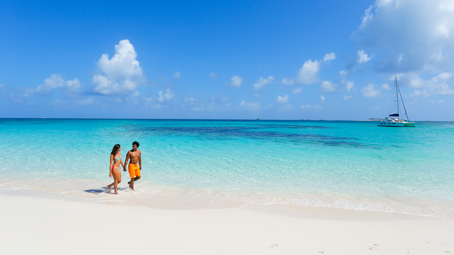 Discover Paradise Beach on Paradise Island, Bahamas: Your Ultimate Travel Guide