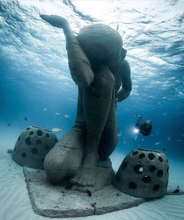 Scuba diving, Sculture, Nassau Paradise Island, The Bahamas