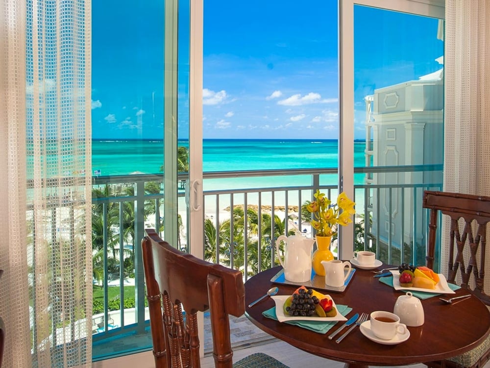 Sandals Royal Bahamian luxury level suite