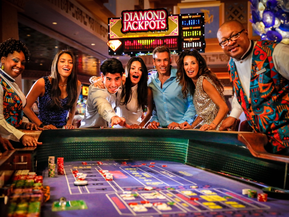 Roulette Table IN Las Vegas Glass Art Square From Real Glass,with