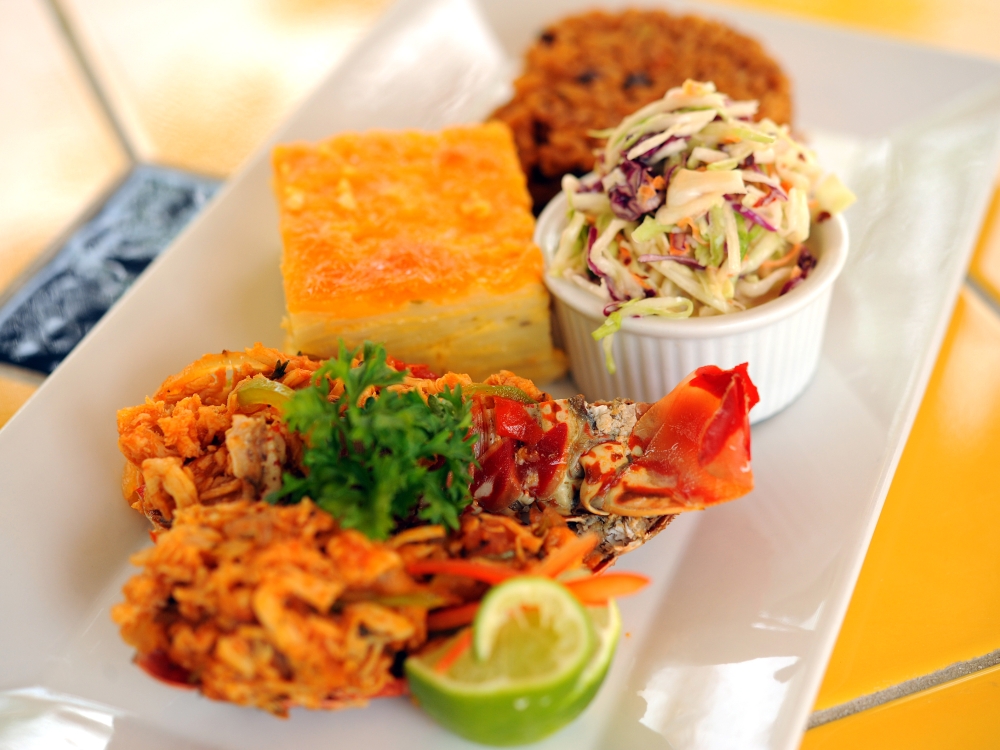 A plate of Bahamas cuisine.